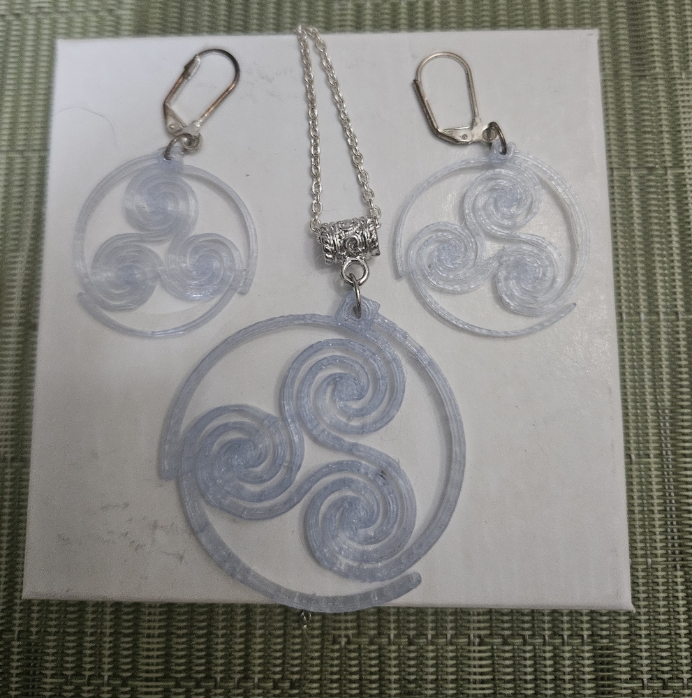 3D Printed Celtic Swirl Necklace And Earring Set